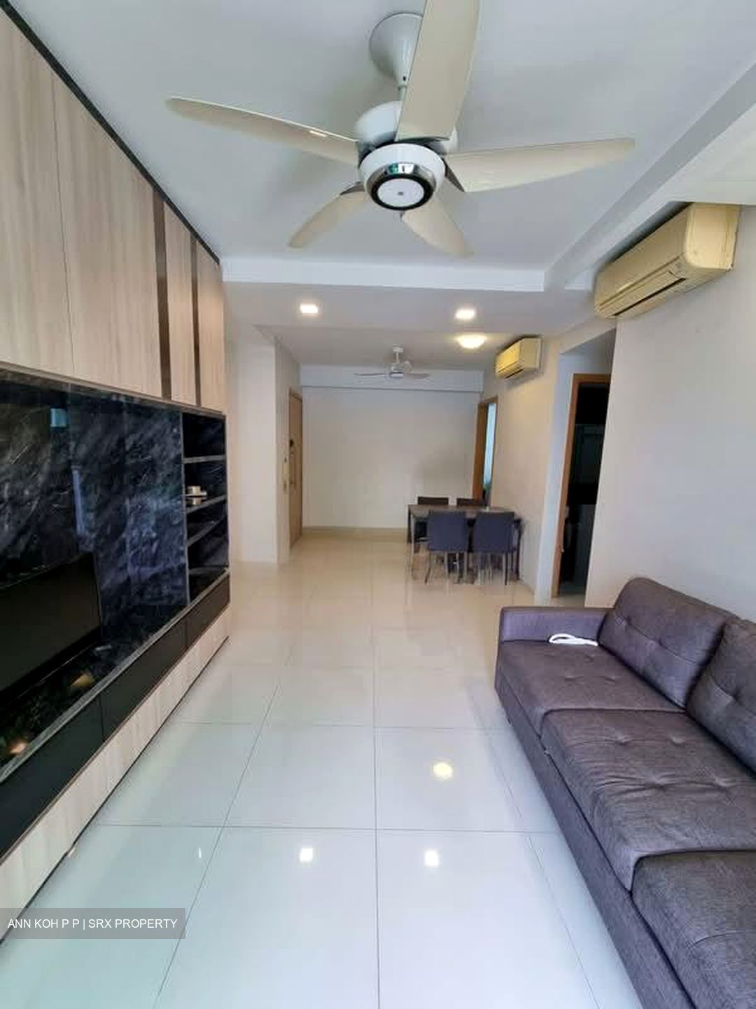 Esparina Residences (D19), Condominium #576139271